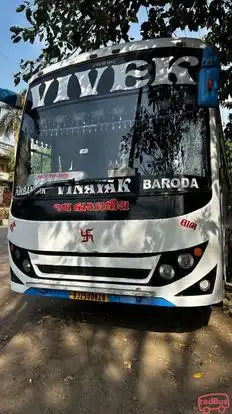 Vivek Travels Bus-Front Image