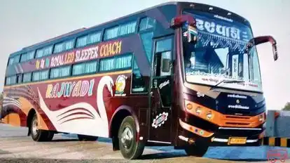 Siddhi Vinayak Travels Bus-Front Image