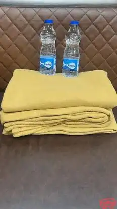 Fouji travels Bus-Amenities Image