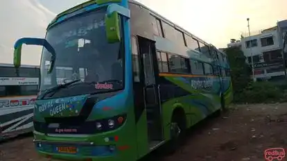 Yadunandan Travels Bus-Front Image