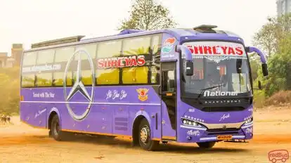 Shreyas Travels Bus-Front Image