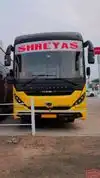Shreyas Travels Bus-Front Image