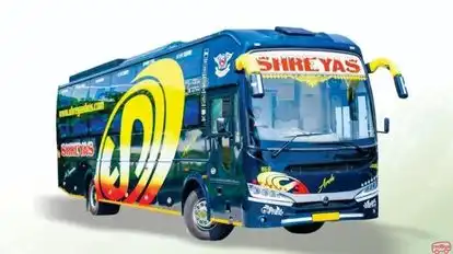 Shreyas Travels Bus-Front Image