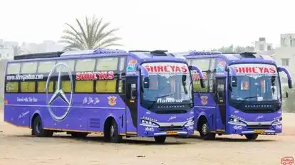 Shreyas Travels Bus-Side Image