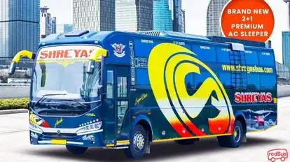 Shreyas Travels Bus-Front Image