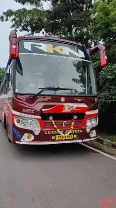 RKN Transqueen Bus-Front Image