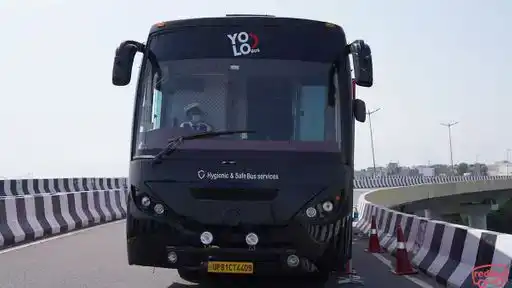 Yolo Bus Bus-Front Image