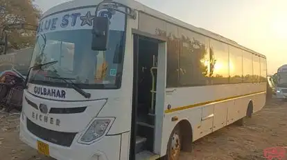 Golden Metrolink Bus-Side Image