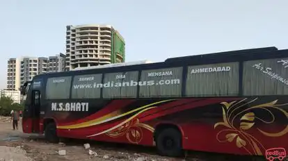 Indian Bus Services Bus-Front Image