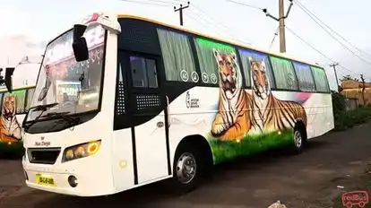 Suhanee Travels Bus-Side Image