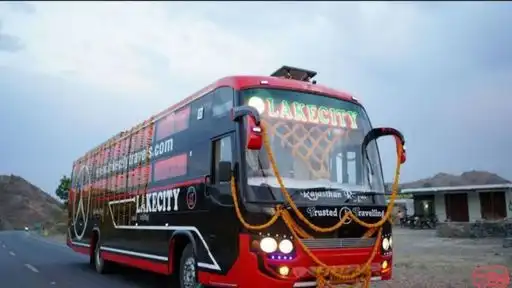 Jain Pareek Travels Bus-Front Image