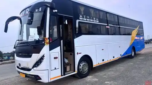 Maa Parwati Travels Bus-Front Image