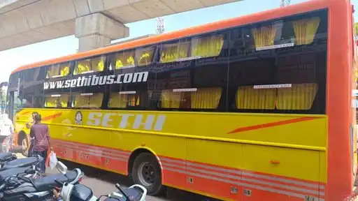 Sethi Yatra Company Bus-Front Image