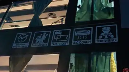 Srinivasa Travels Bus-Amenities Image