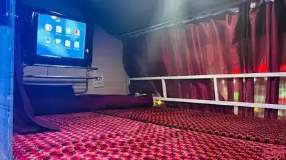 Maan Bus Services Bus-Amenities Image