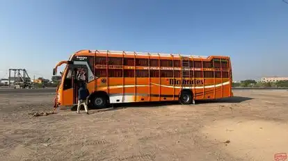 Shree Mahadev Travels Bus-Side Image