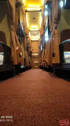 Navalai    Travels Bus-Seats layout Image