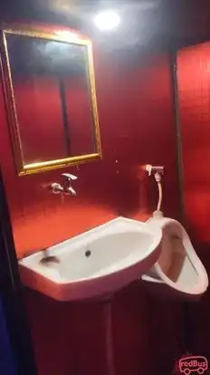 Radhika Travels Bus-Amenities Image