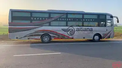 AITIANA  CRUISELINERS  Bus-Side Image