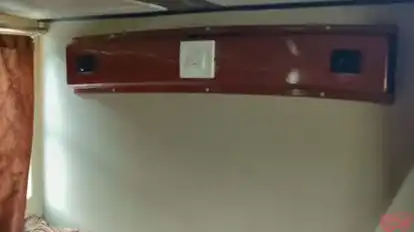 Mumbai Express Bus-Amenities Image