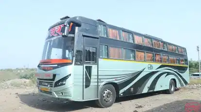 Manish Travels Kalyan Bus-Side Image