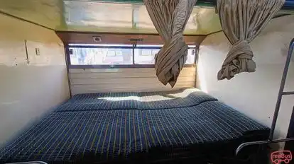 Rayeen Travels Bus-Seats Image