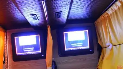 AaRa Travels Bus-Amenities Image