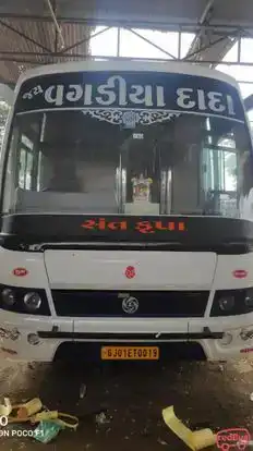 Jay Babaraj  Travels Bus-Front Image