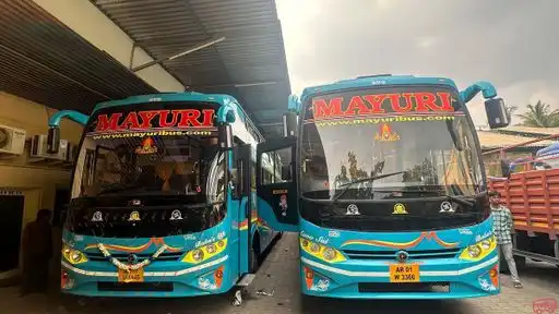 Mayuri Travels Bus-Front Image