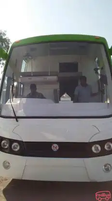 Ni3 bus Bus-Front Image
