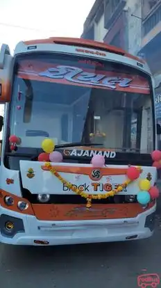 Real Travels Bus-Front Image