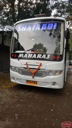 Shatabdi Travels Lucknow Bus-Front Image
