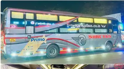 Shreyash Travels Bus-Side Image