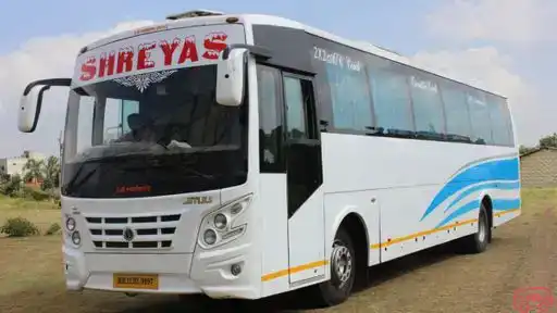 Shreyash Travels Bus-Front Image