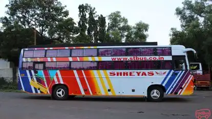 Shreyash Travels Bus-Side Image