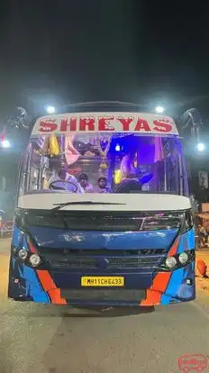 Shreyash Travels Bus-Front Image