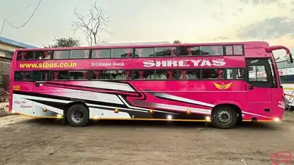 Shreyash Travels Bus-Side Image