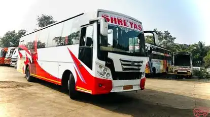 Shreyash Travels Bus-Front Image