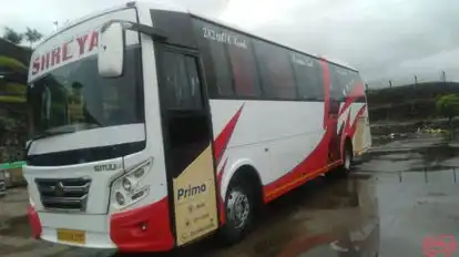 Shreyash Travels Bus-Front Image