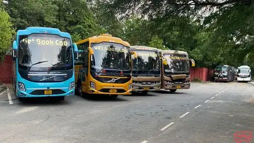 India Tours & Travels (GetBookCab) Bus-Front Image