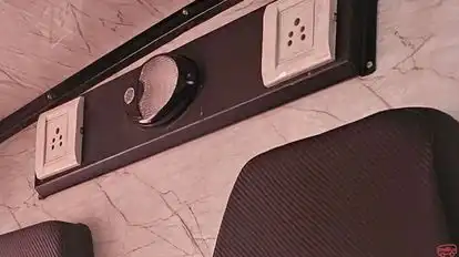 New Dharti Travels Bus-Amenities Image