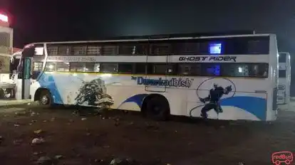 Discovery Express Bus-Side Image
