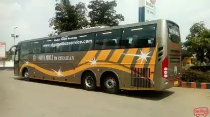 Shyamoli Paribahan Pvt Ltd Bus-Side Image