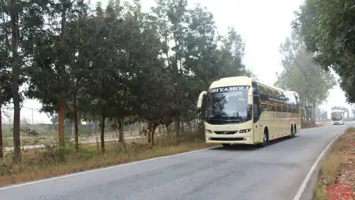 Shyamoli Paribahan Pvt Ltd Bus-Front Image