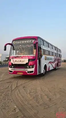 Discovery Travels Bus-Front Image