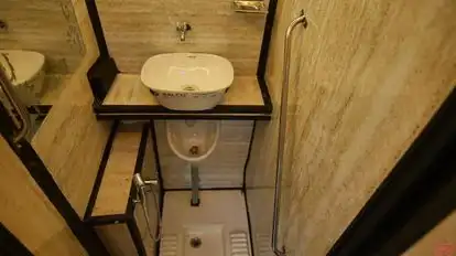 R.S.Sodha Travels Bus-Amenities Image