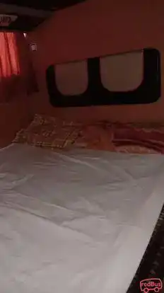 Meera Tours & Travels Bus-Seats Image