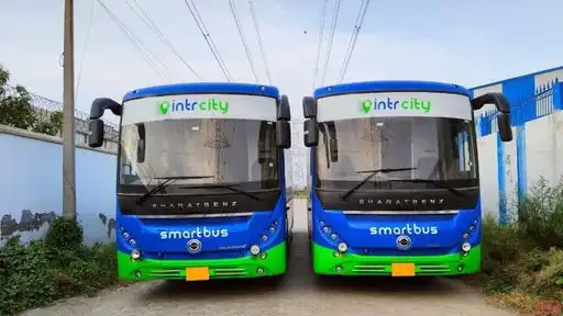 IntrCity SmartBus Bus-Front Image
