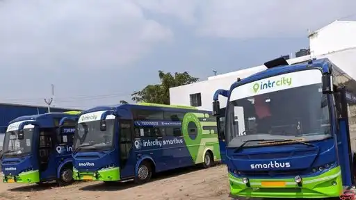 IntrCity SmartBus Bus-Front Image