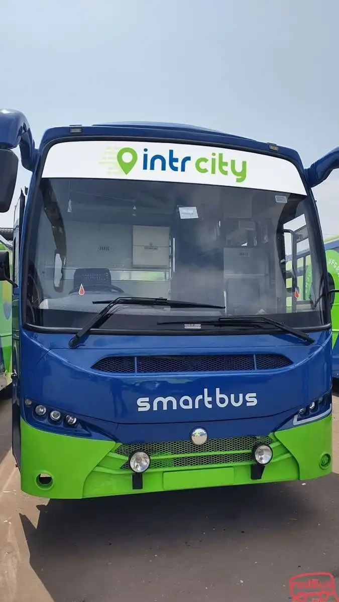 IntrCity SmartBus Bus-Front Image